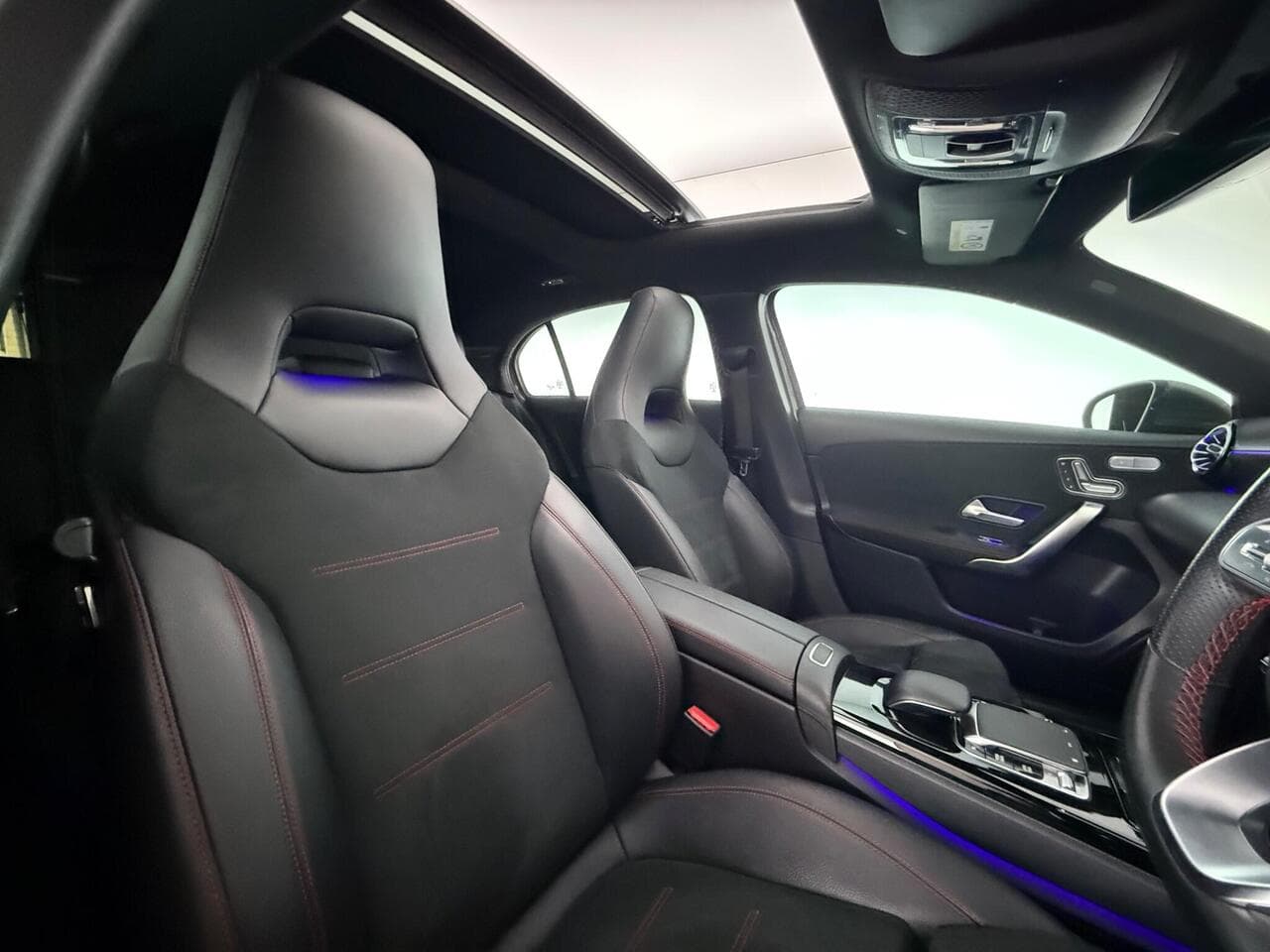 Mercedes-Benz A Class thumbnail Seat Driver