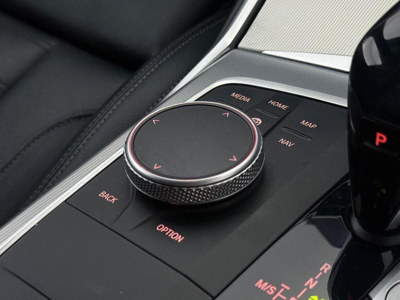 BMW 3 Series thumbnail Misc Controls