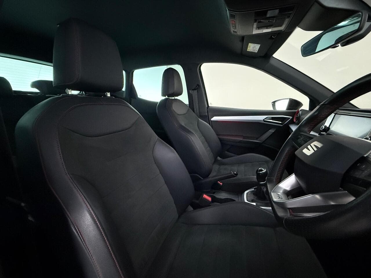 SEAT Arona thumbnail Seat Driver