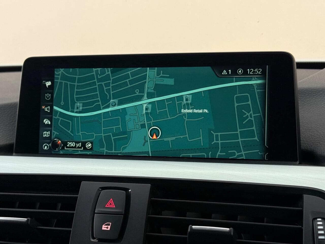 BMW 4 Series Gran Coupe thumbnail Infotainment System
