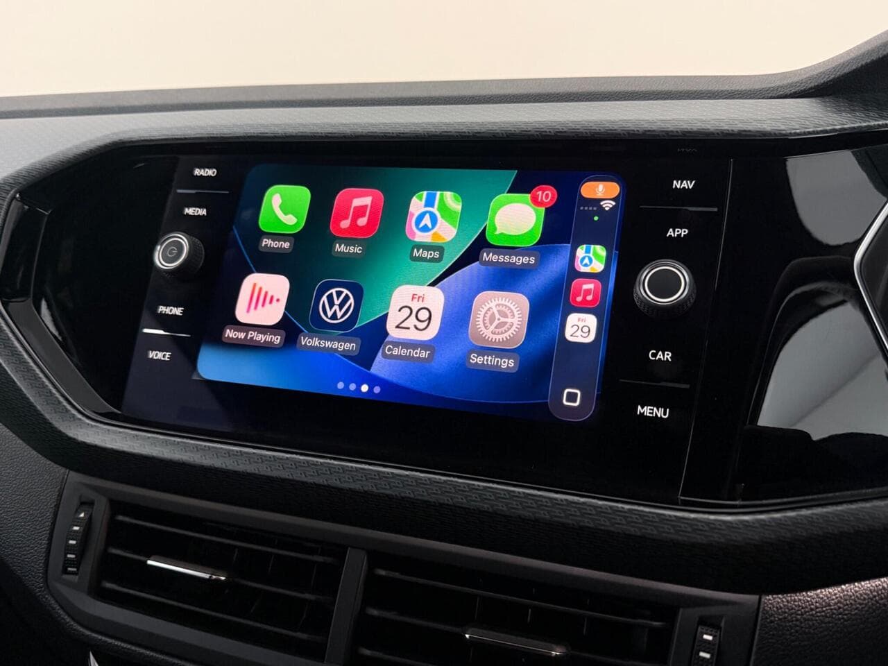 Volkswagen T-Cross thumbnail Infotainment System
