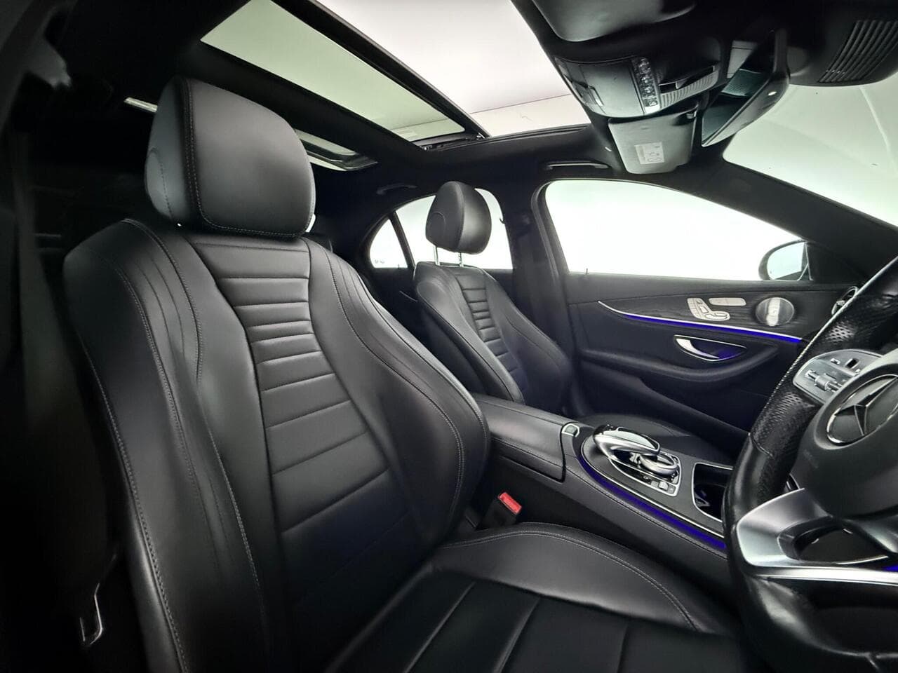 Mercedes-Benz E Class thumbnail Seat Driver