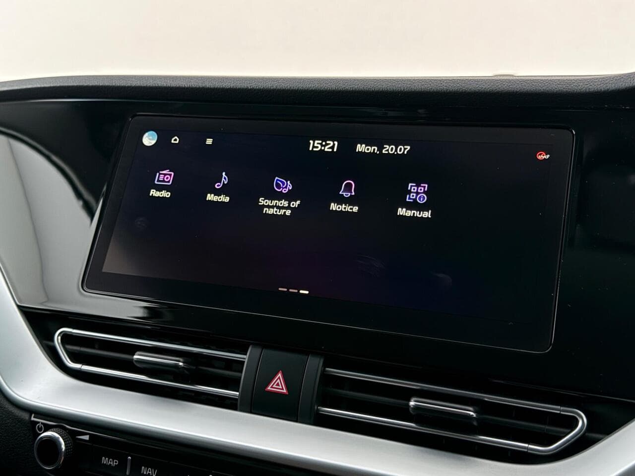 Kia Niro thumbnail Infotainment System