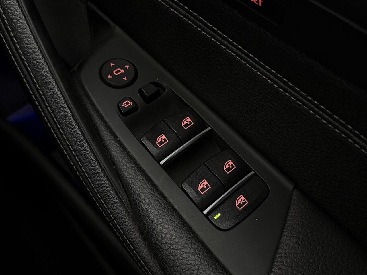 BMW 5 Series thumbnail Misc Controls