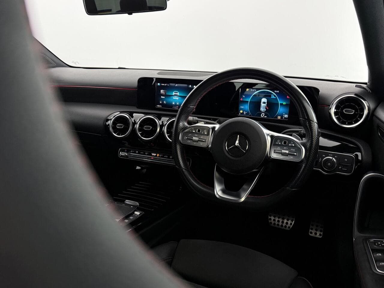 Mercedes-Benz A Class thumbnail Misc Controls