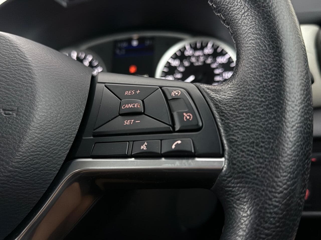 Nissan Micra thumbnail Misc Controls