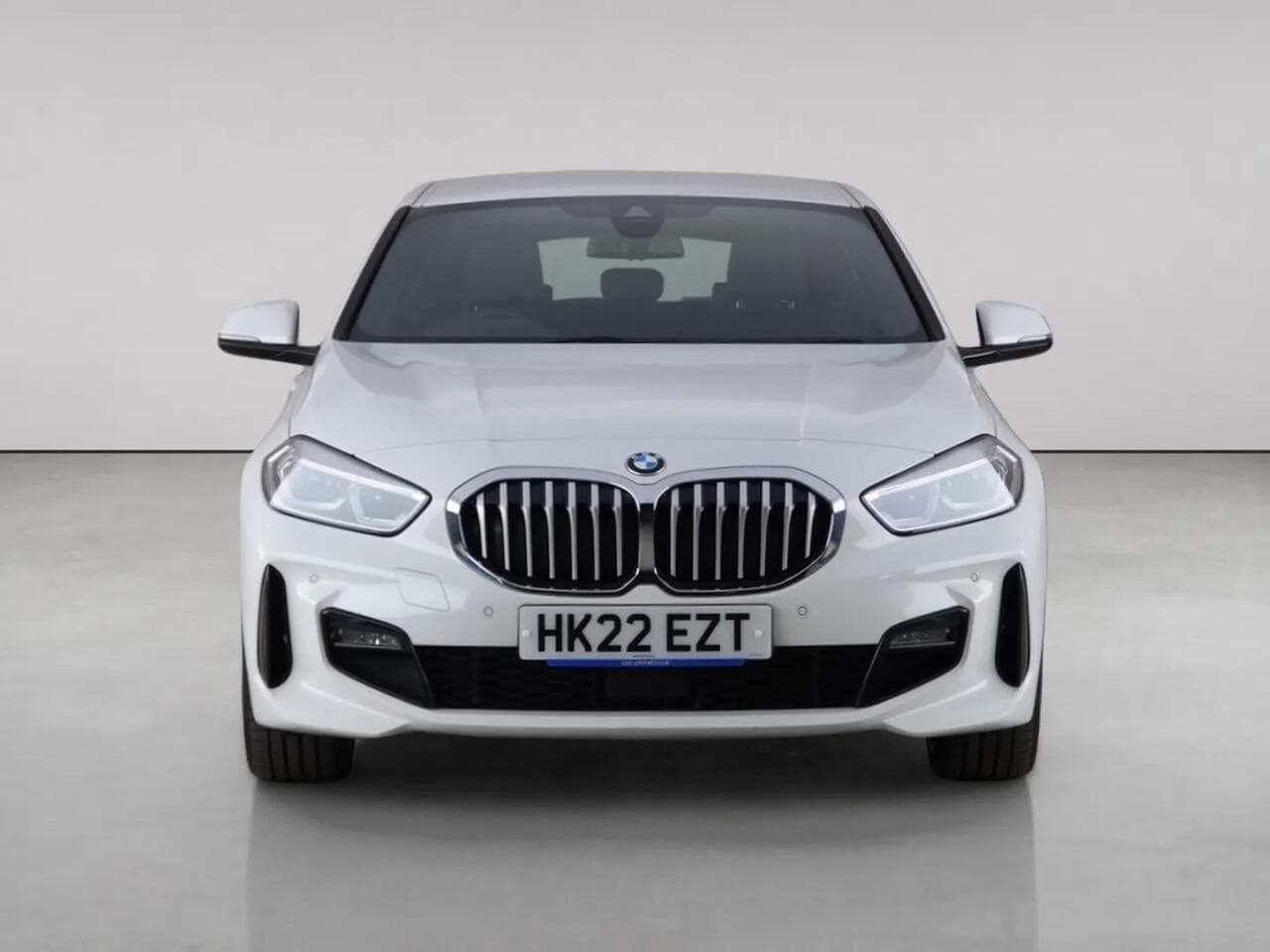 BMW 1 Series thumbnail Front