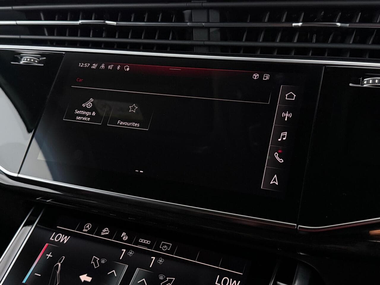 Audi Q7 thumbnail Infotainment System