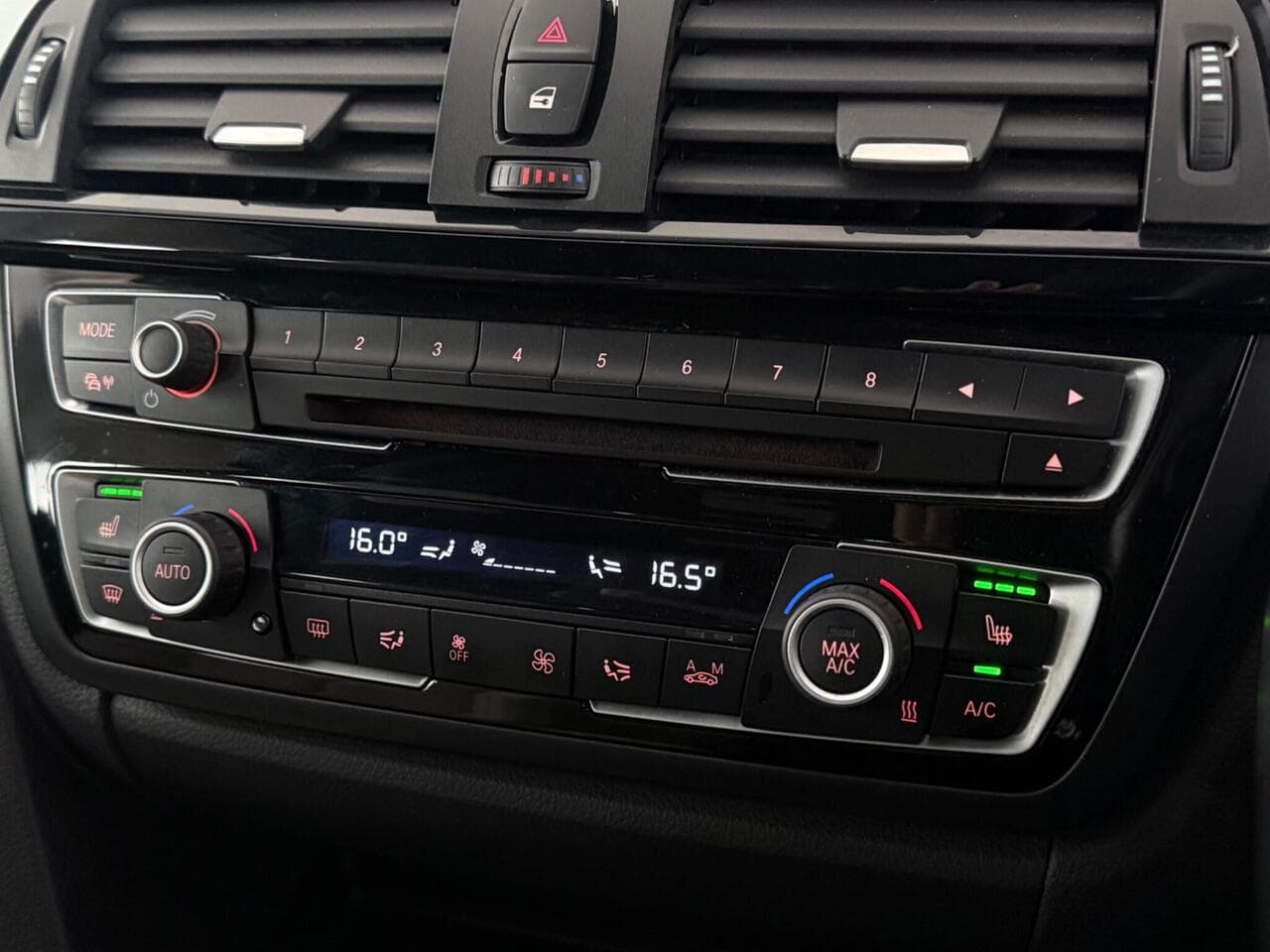 BMW 4 Series thumbnail Infotainment System