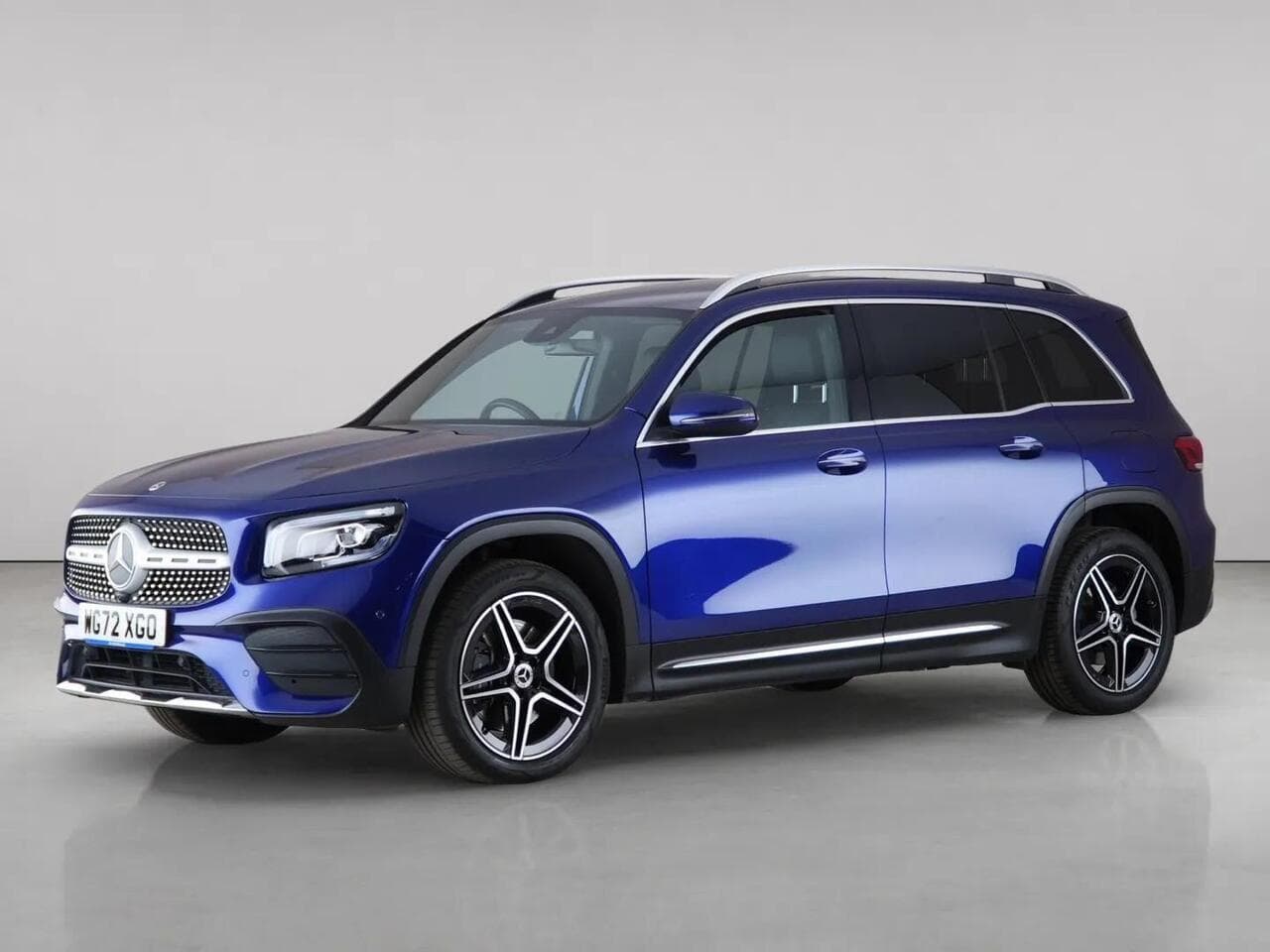 Mercedes-Benz GLB thumbnail Front Left