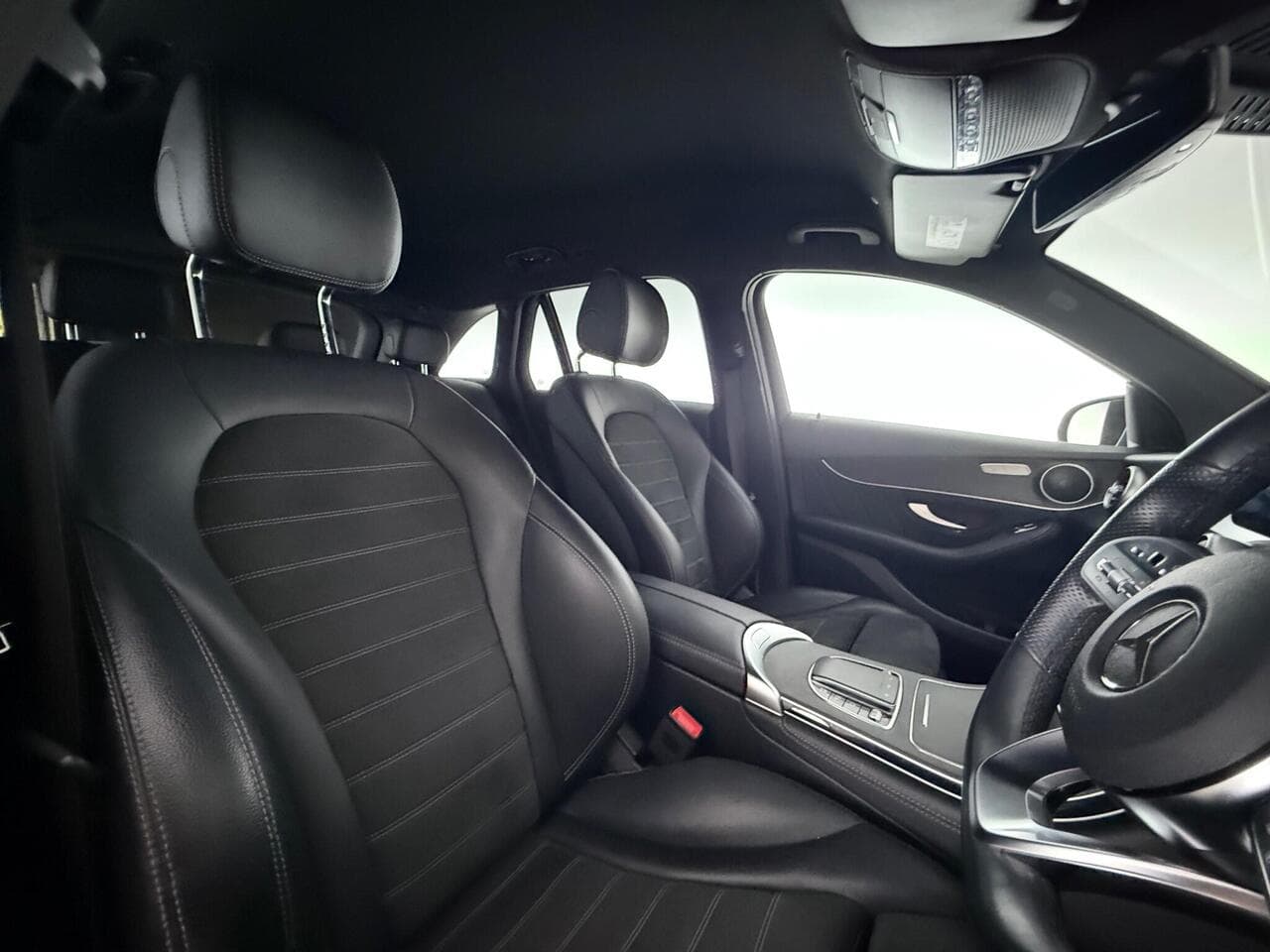 Mercedes-Benz GLC thumbnail Seat Driver