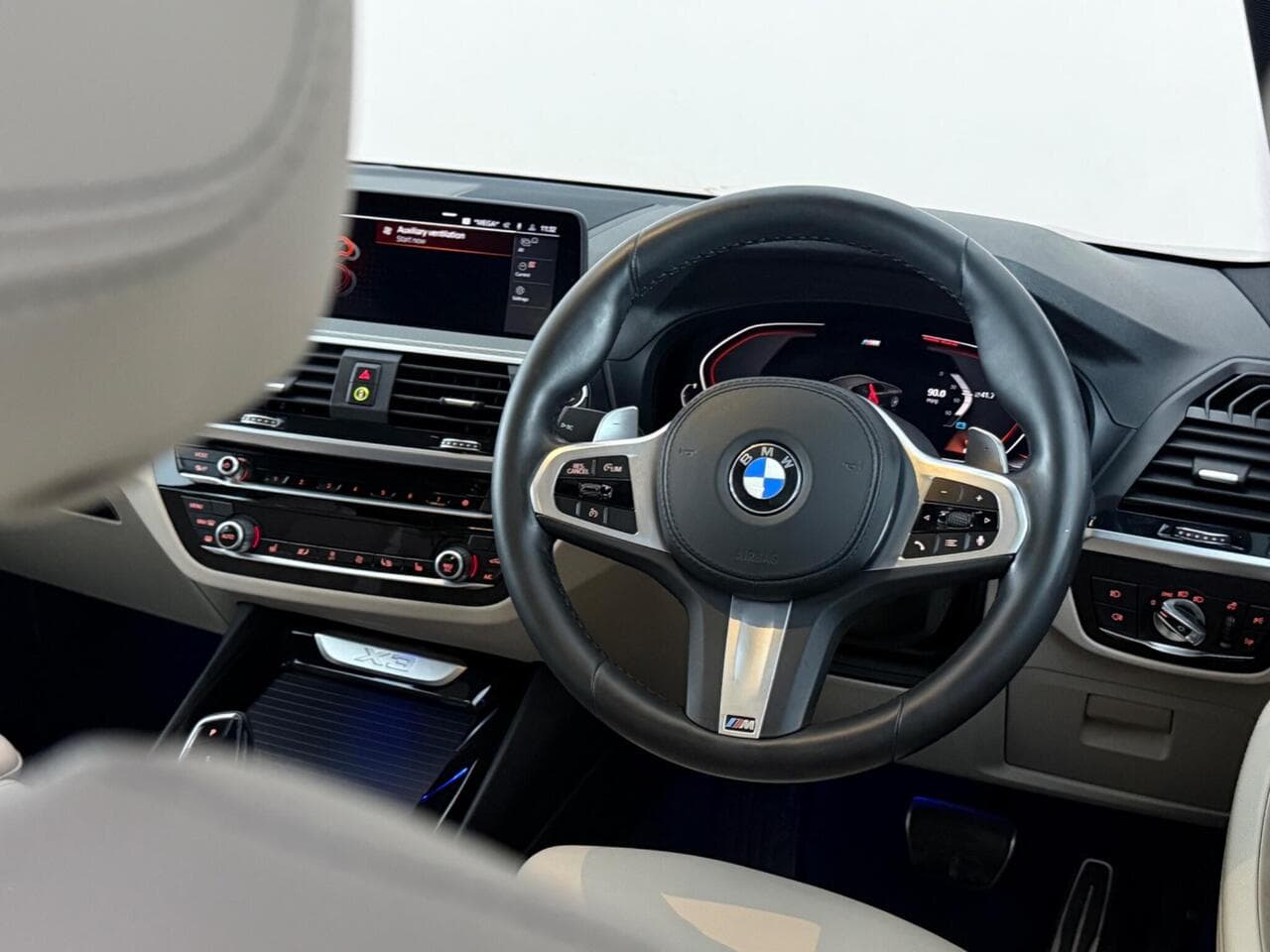 BMW X3 thumbnail Steering Wheel