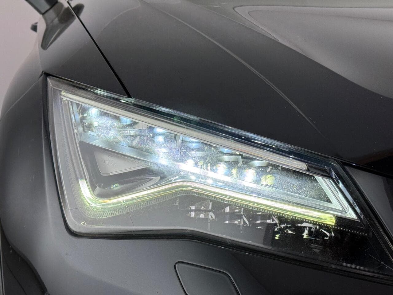 SEAT Ateca thumbnail Lights Front