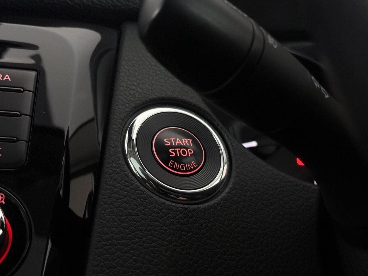 Nissan Qashqai thumbnail Misc Controls