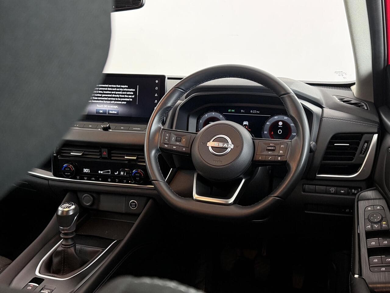 Nissan Qashqai thumbnail Steering Wheel