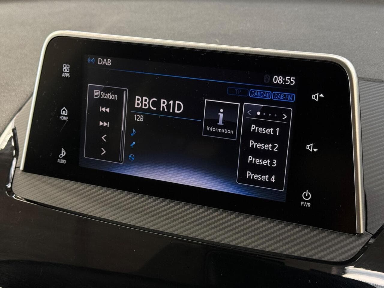 Mitsubishi Eclipse Cross thumbnail Infotainment System