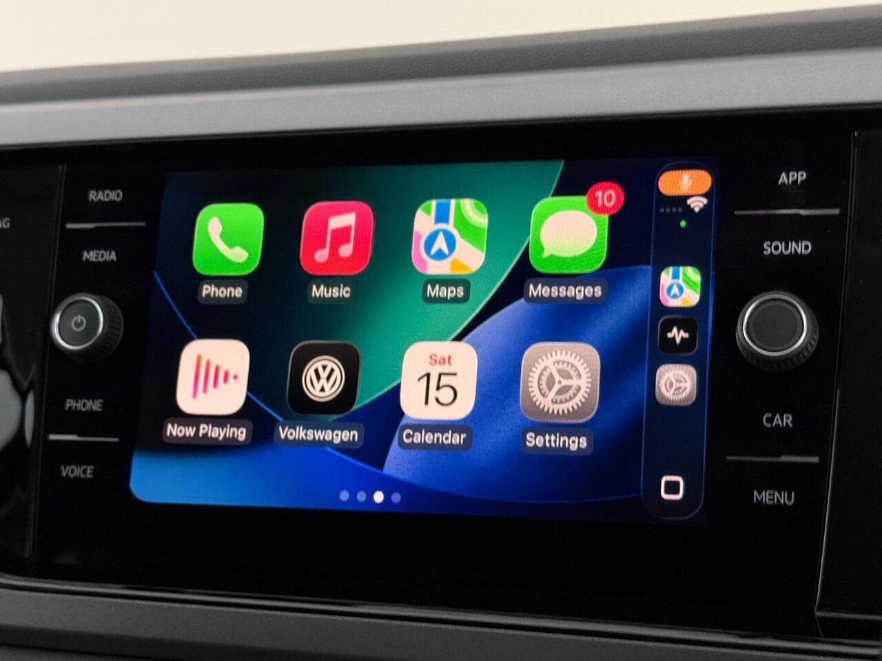 Volkswagen Polo thumbnail Infotainment System