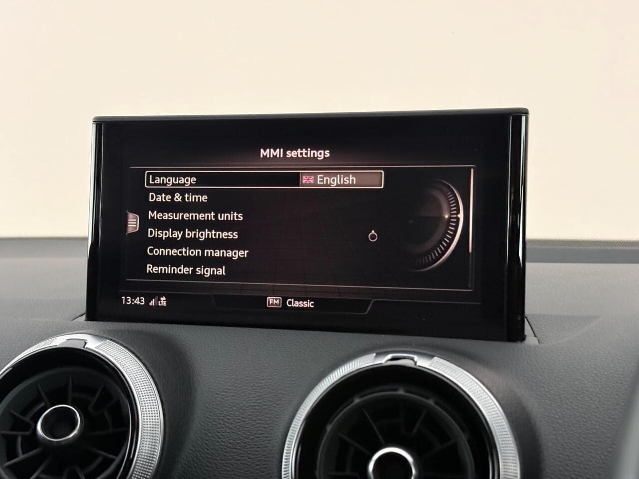 Audi Q2 thumbnail Infotainment System