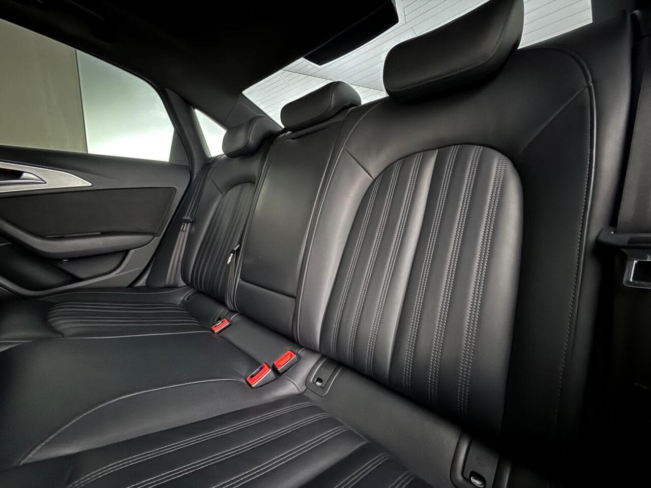 Audi A6 Saloon thumbnail Seats Rear