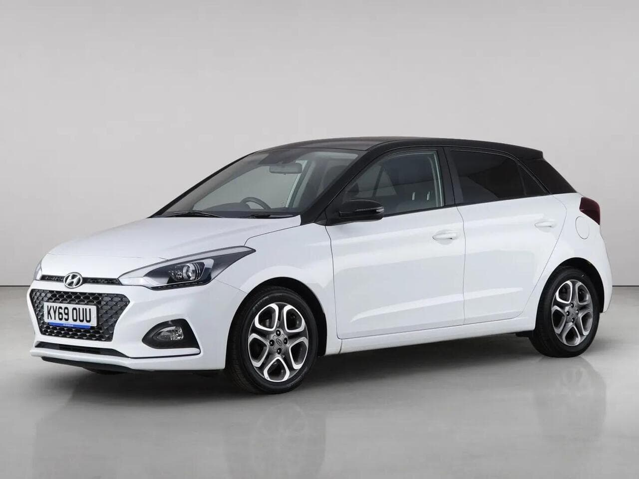 Hyundai i20 thumbnail Front Left