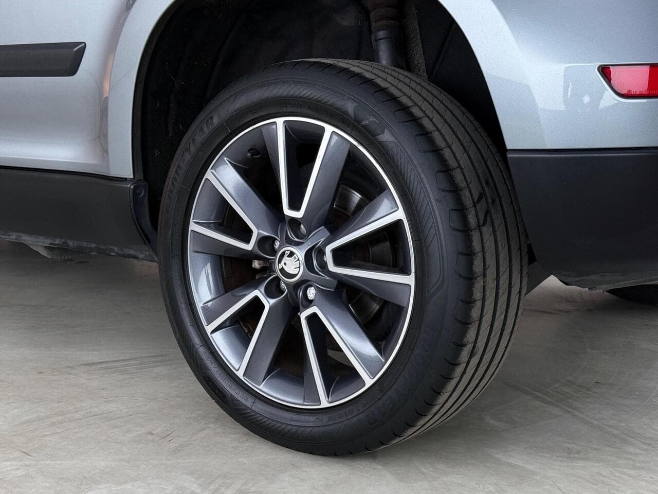 Skoda Yeti thumbnail Wheel