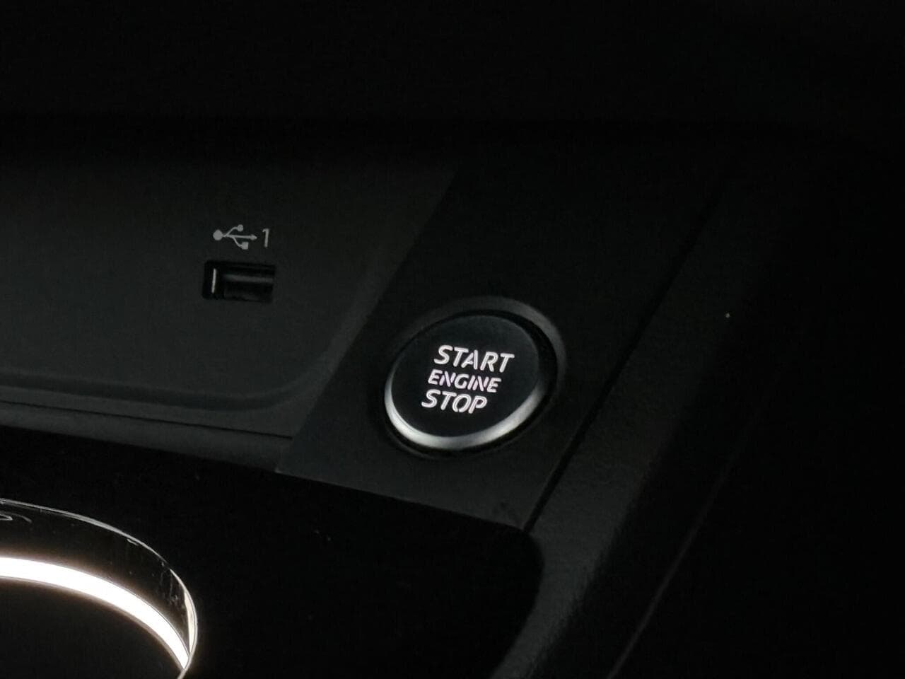 Audi A4 Avant thumbnail Misc Controls