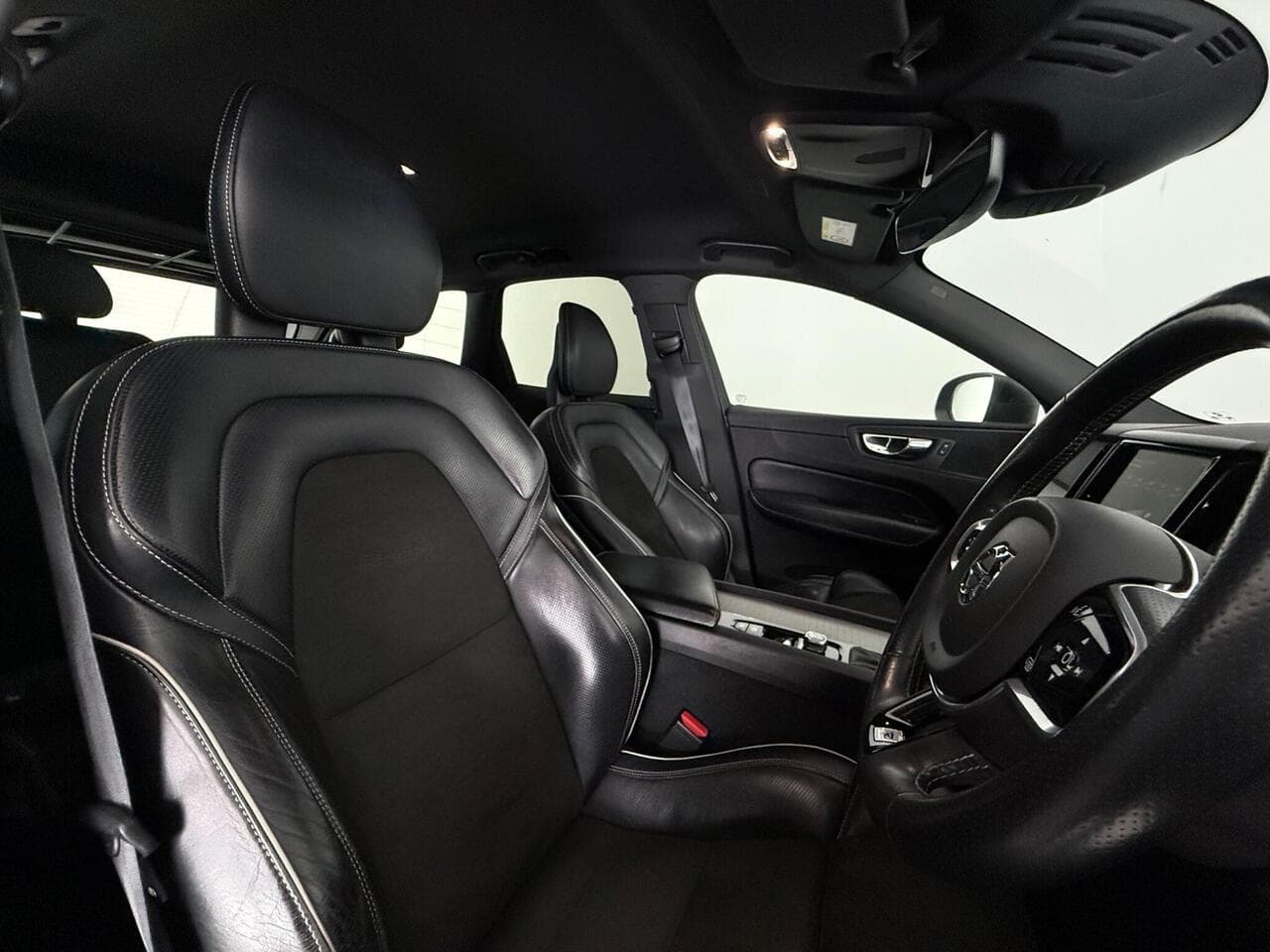 Volvo XC60 thumbnail Seat Driver