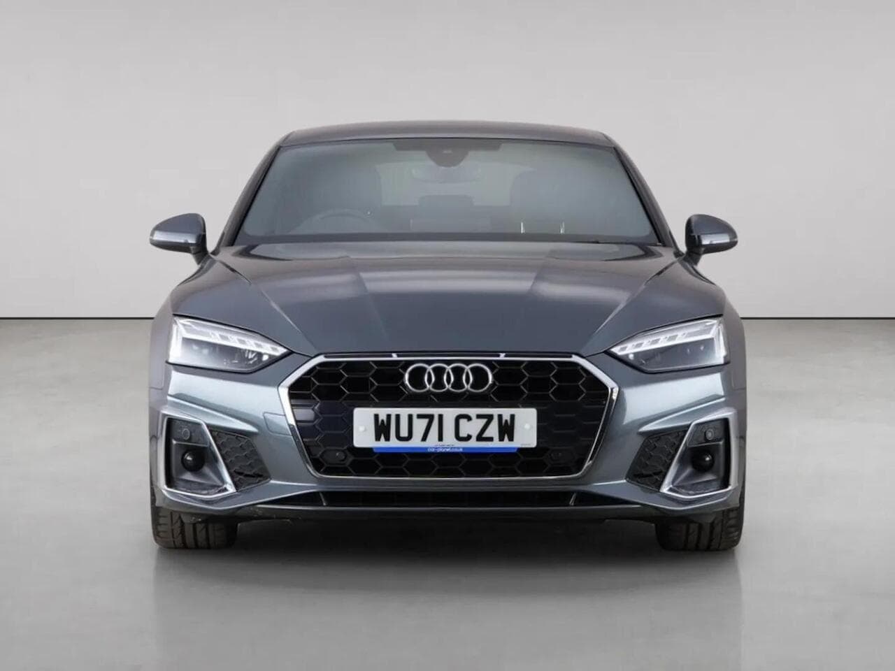 Audi A5 thumbnail Front