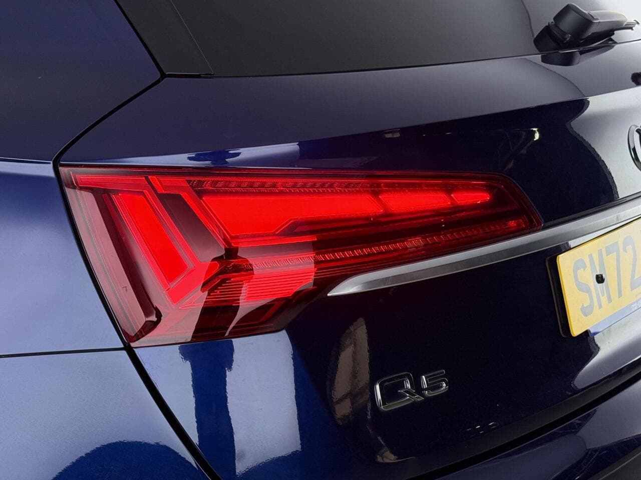 Audi Q5 thumbnail Lights Rear