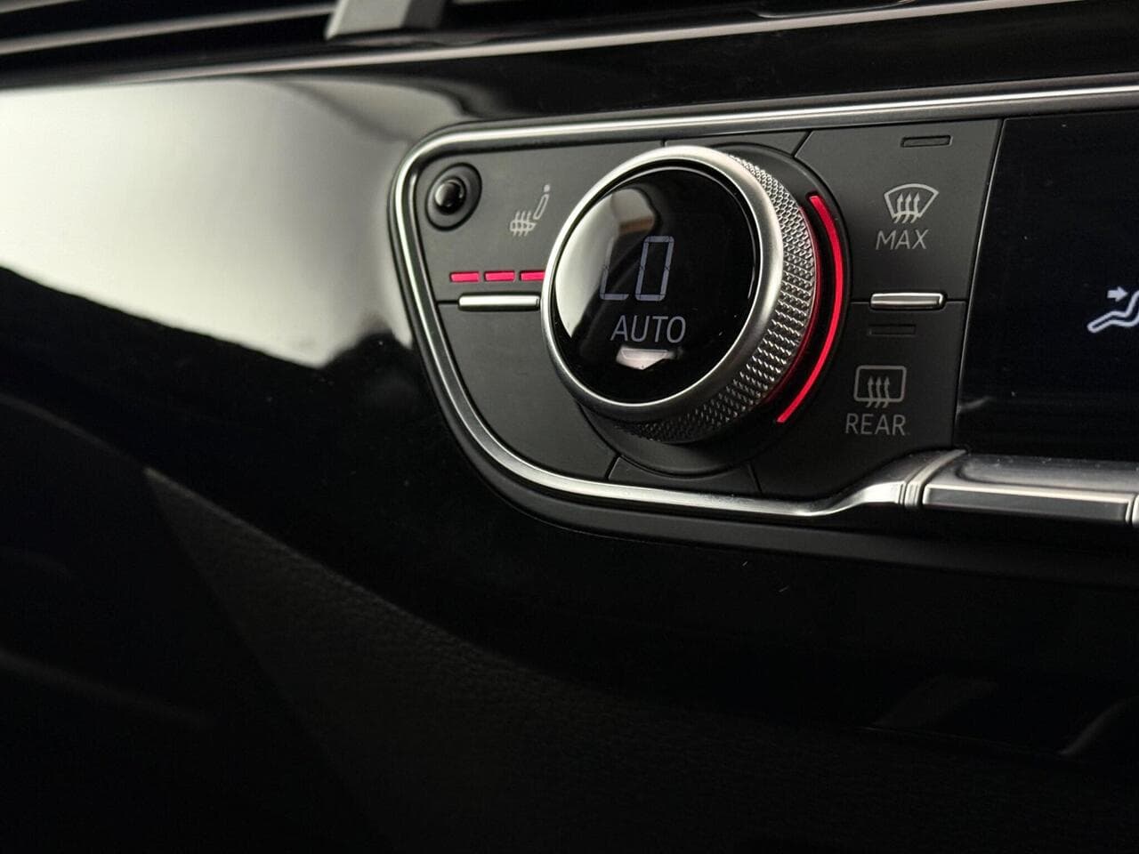 Audi A4 thumbnail Misc Controls