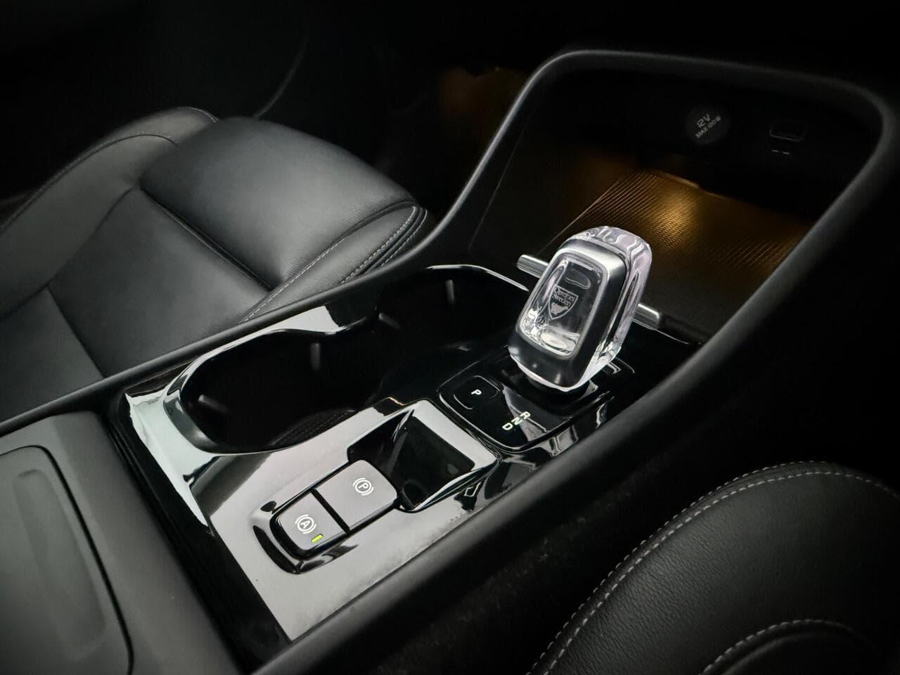 Volvo XC40 thumbnail Interior Front