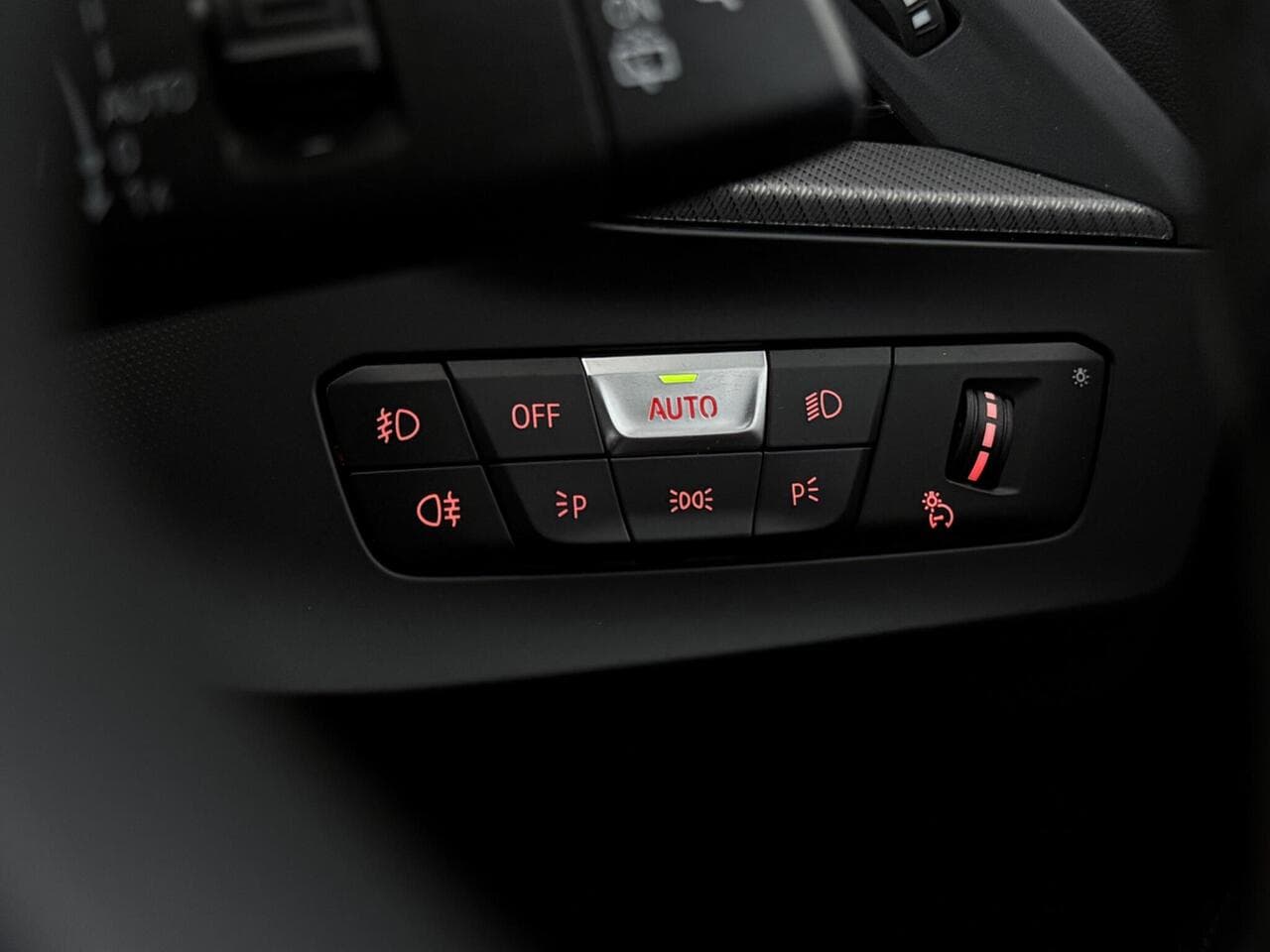 BMW 1 Series thumbnail Misc Controls