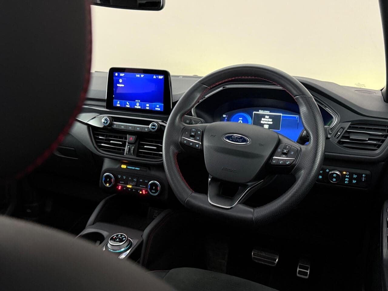 Ford Kuga thumbnail Interior Front