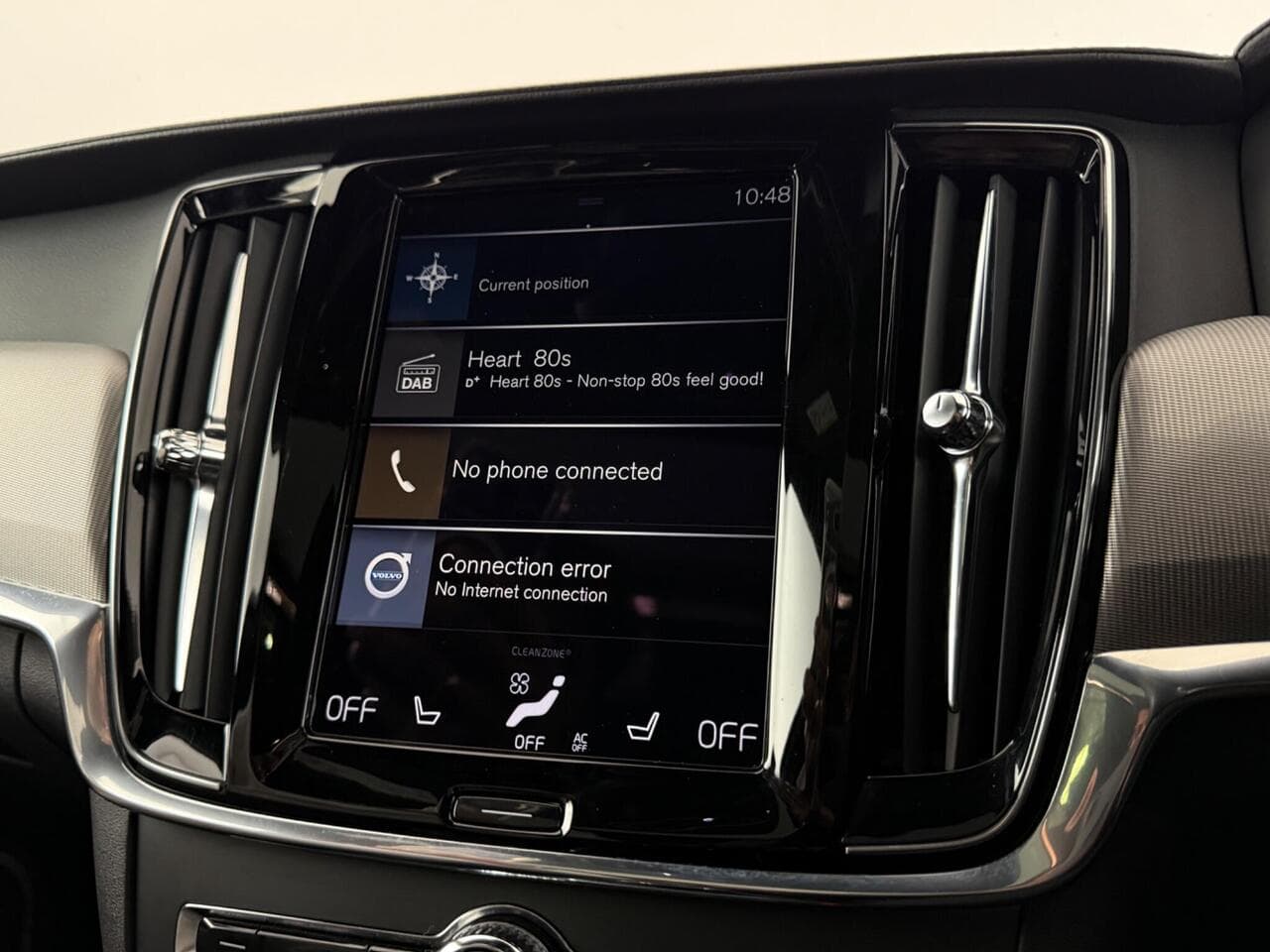 Volvo V90 thumbnail Infotainment System