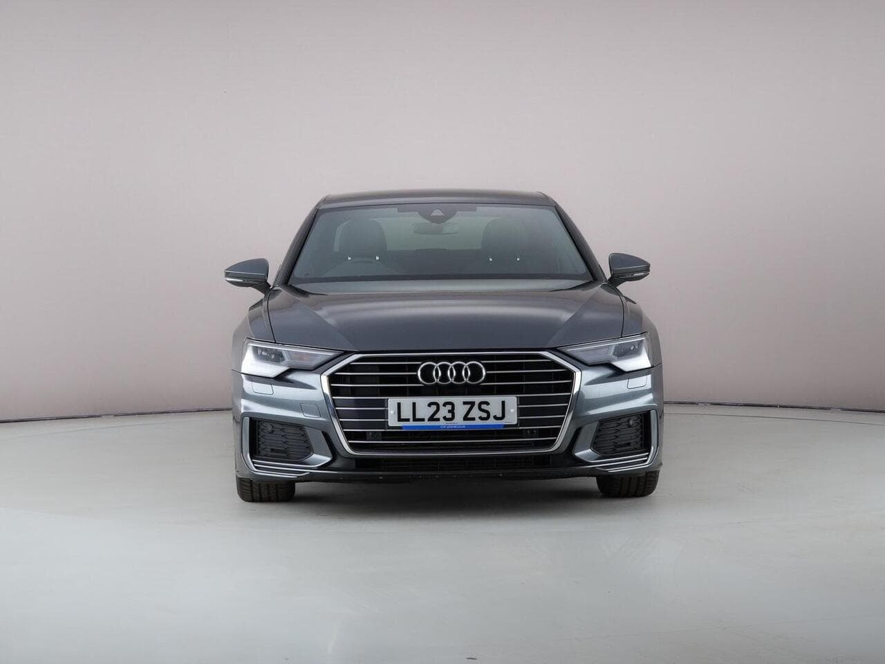 Audi A6 Saloon thumbnail Front
