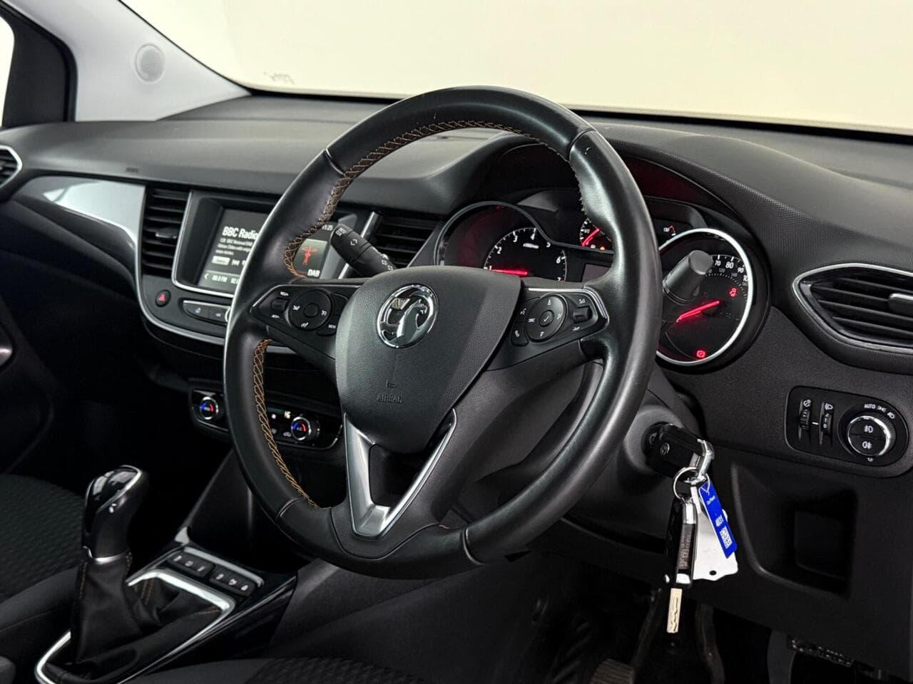Vauxhall Crossland X thumbnail Steering Wheel