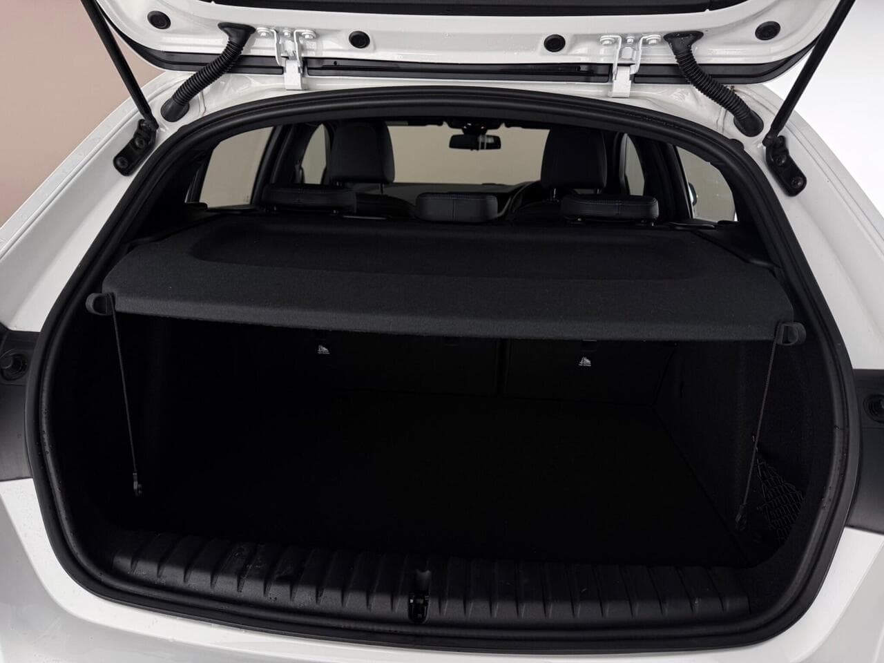 BMW 1 Series thumbnail Boot