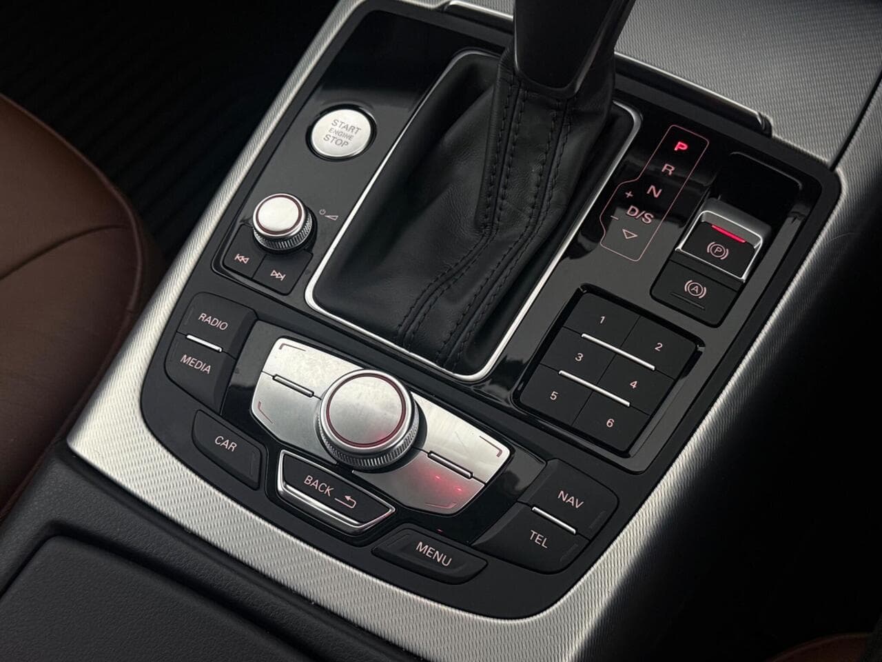 Audi A6 Avant thumbnail Interior Front