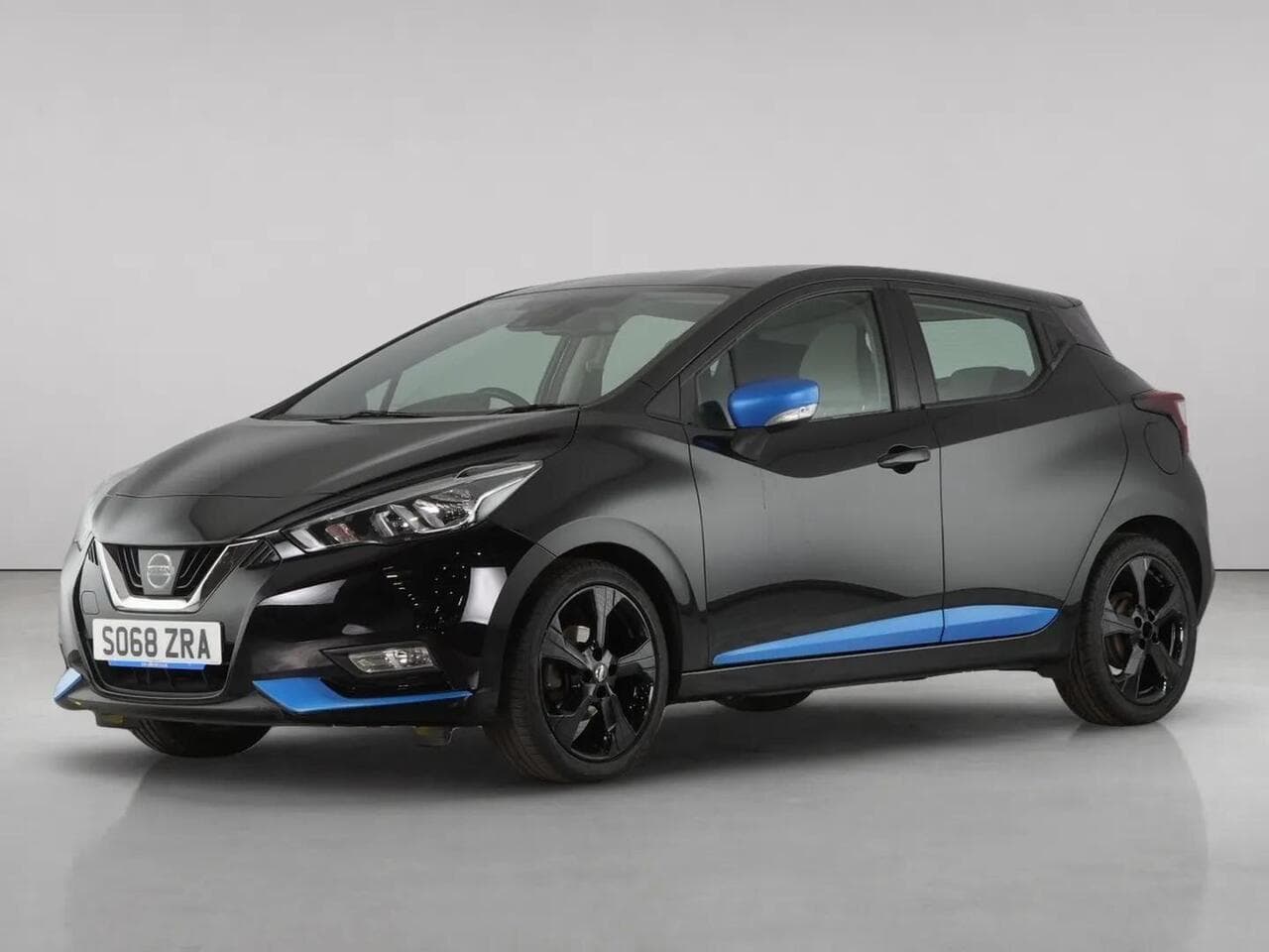 Nissan Micra thumbnail Front Left