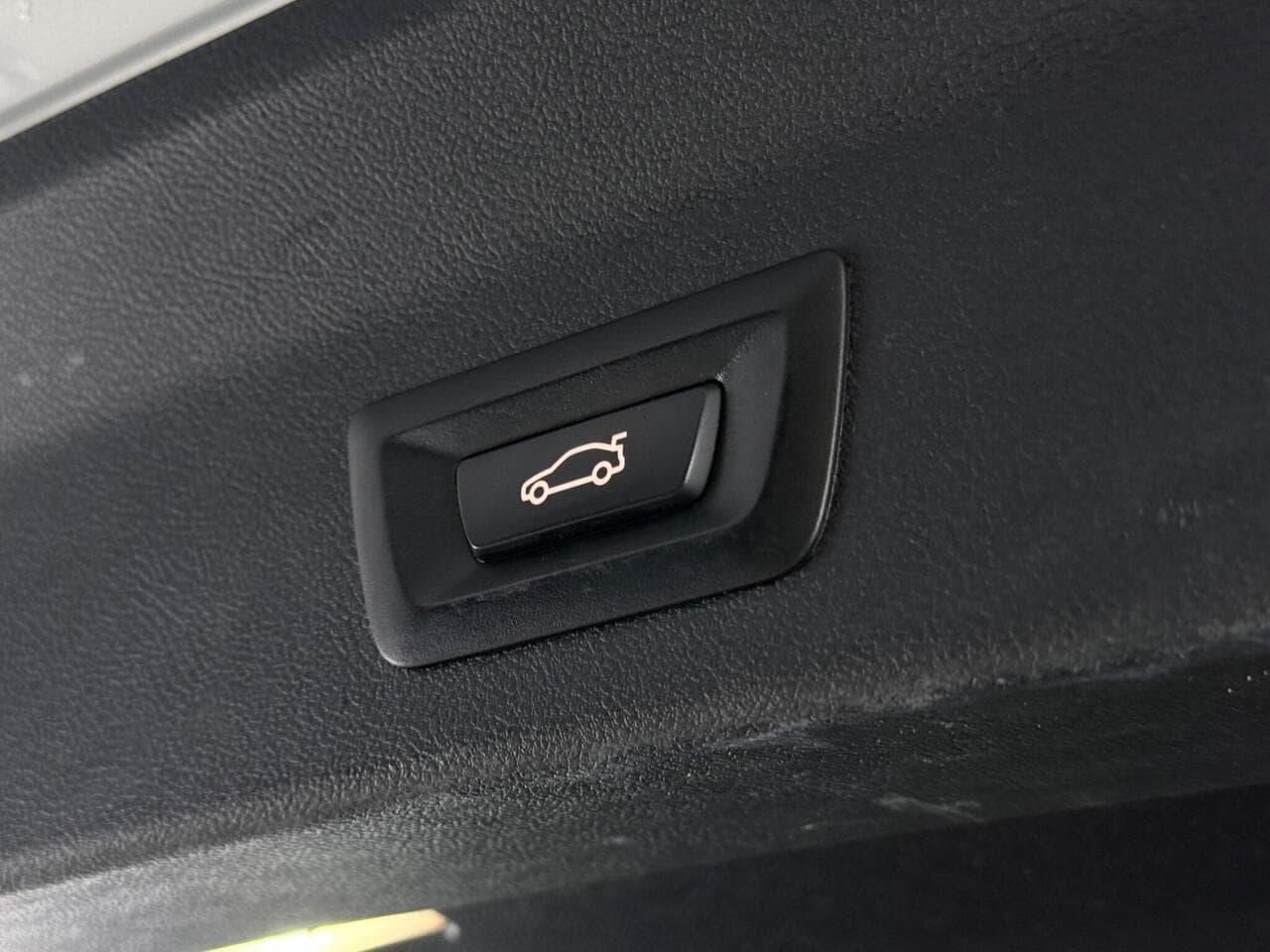 BMW X3 thumbnail Misc Controls