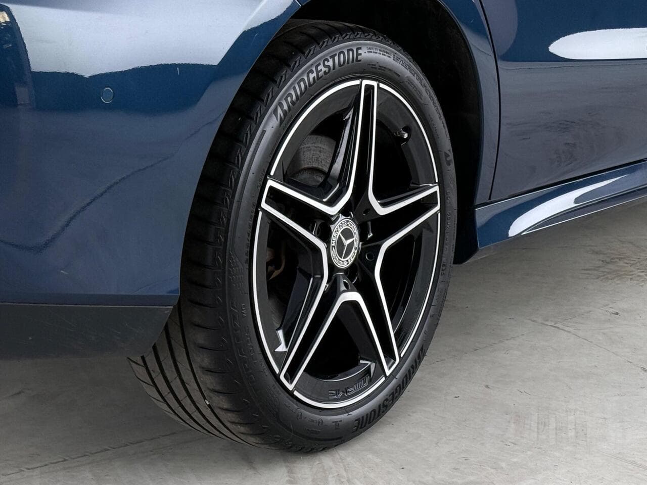 Mercedes-Benz CLA thumbnail Wheel