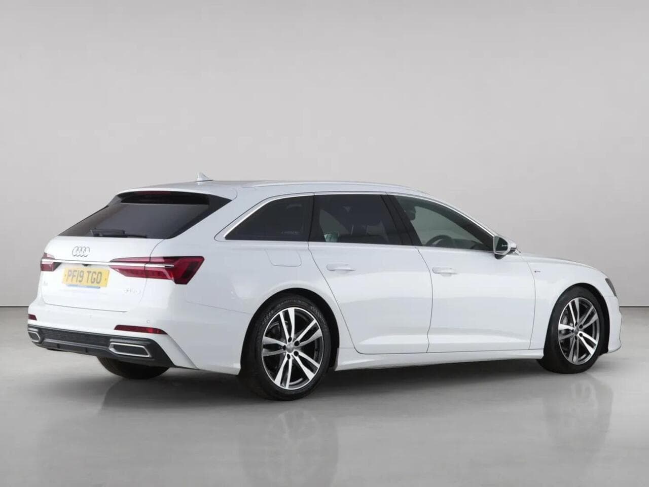 Audi A6 Avant thumbnail Rear Right