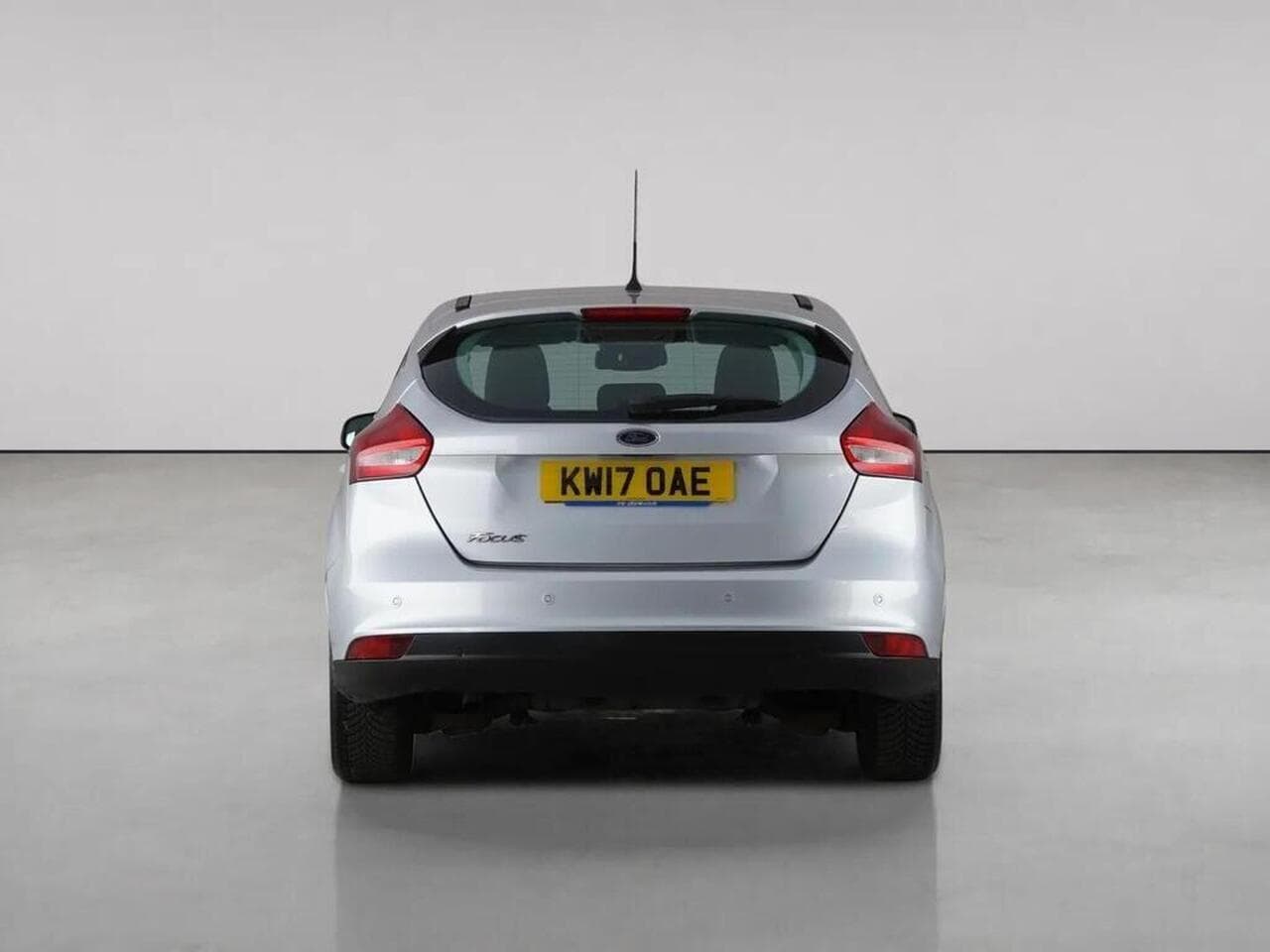 Ford Focus thumbnail Rear