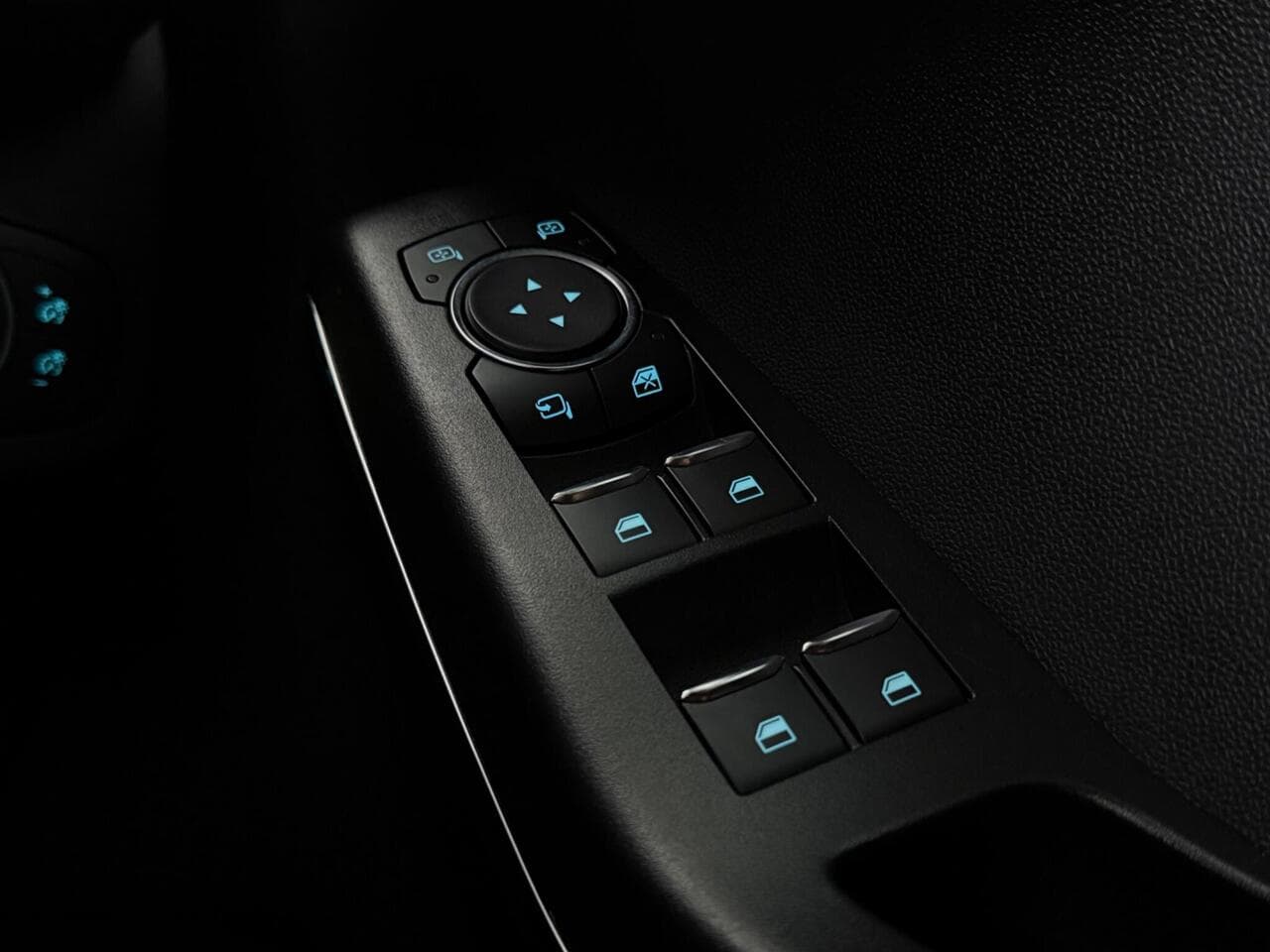 Ford Fiesta thumbnail Misc Controls