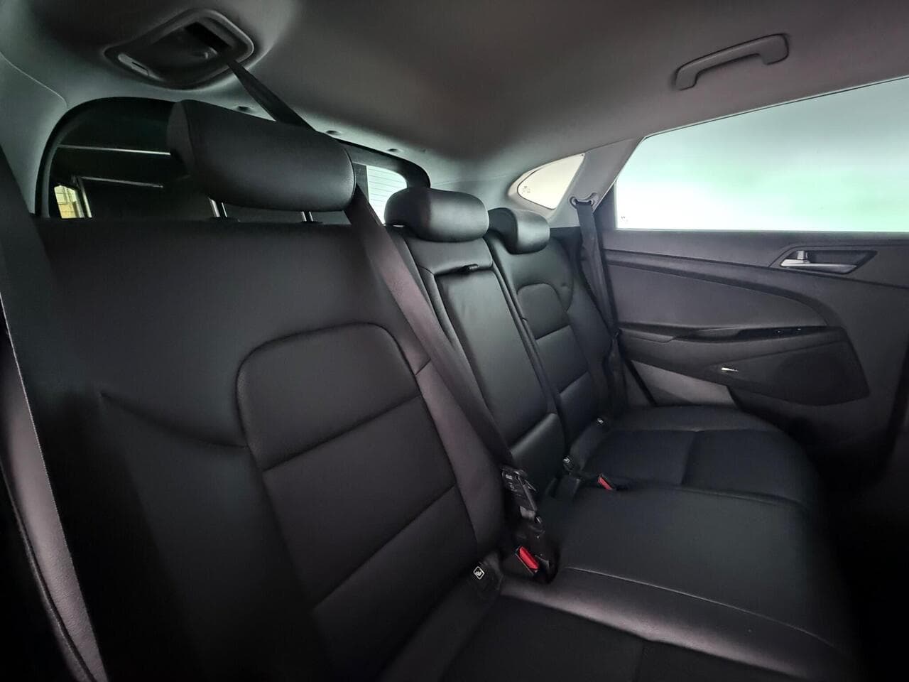 Hyundai TUCSON thumbnail Seats Rear