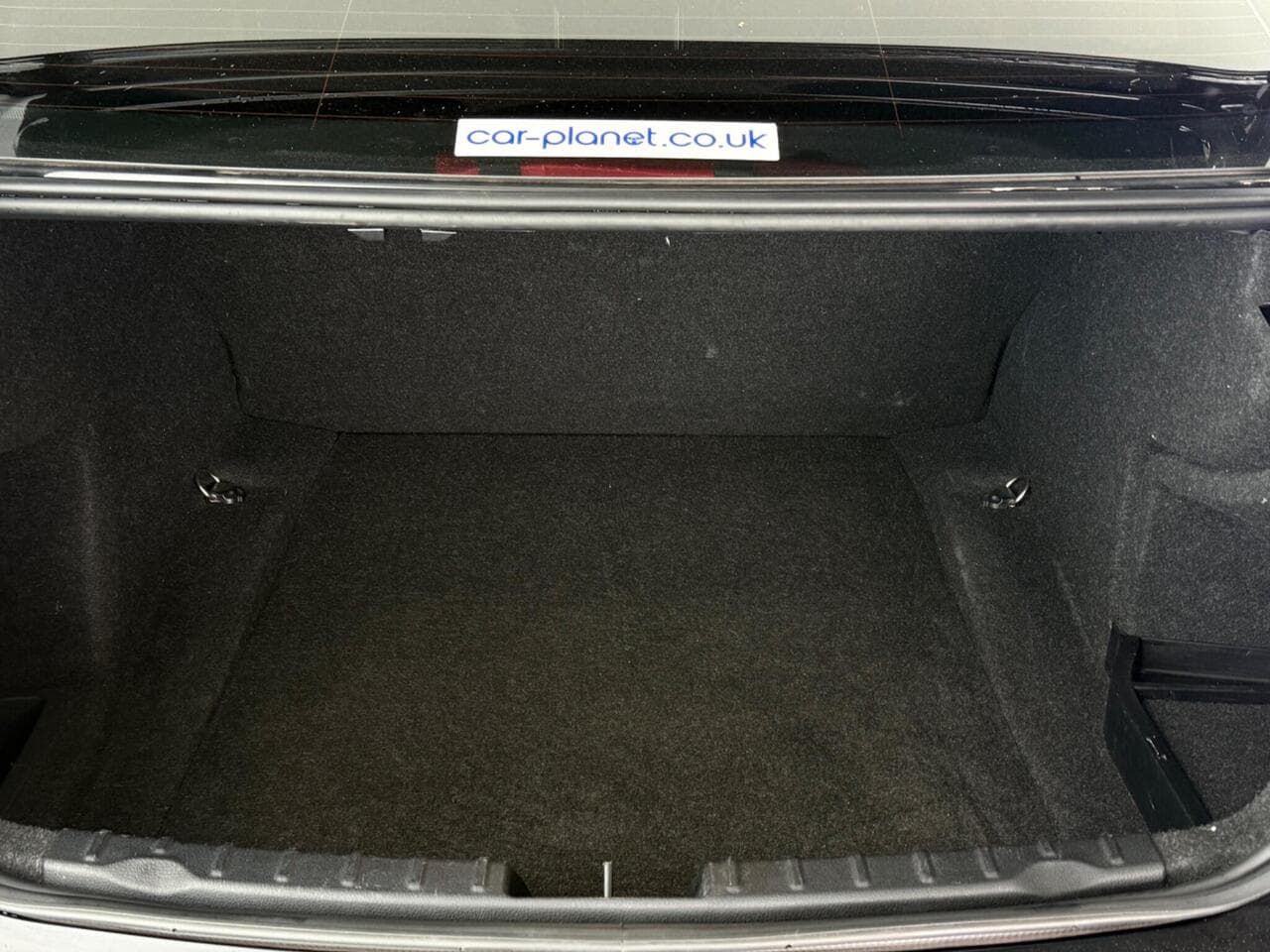 BMW 3 Series thumbnail Boot