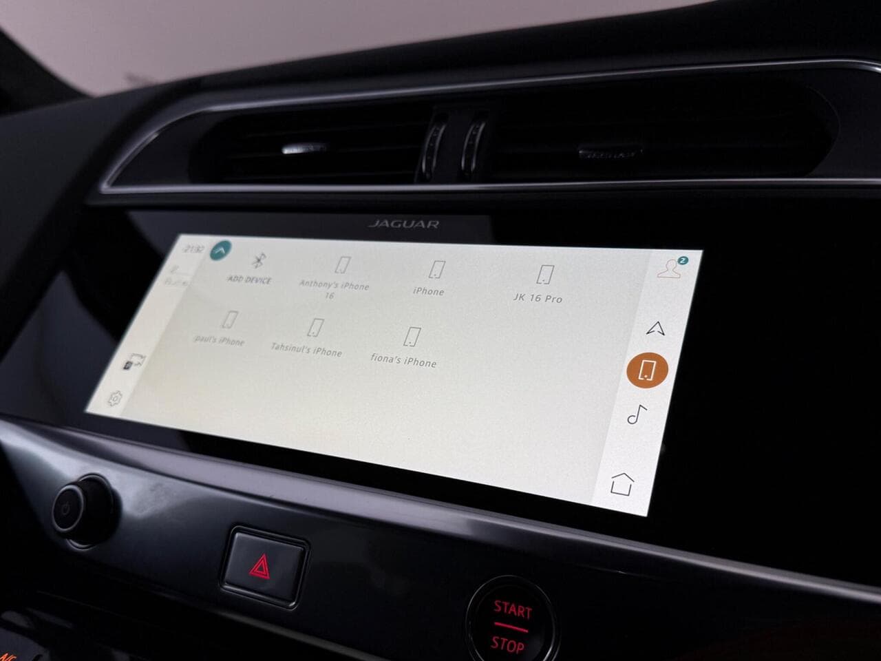 Jaguar I-PACE thumbnail Infotainment System