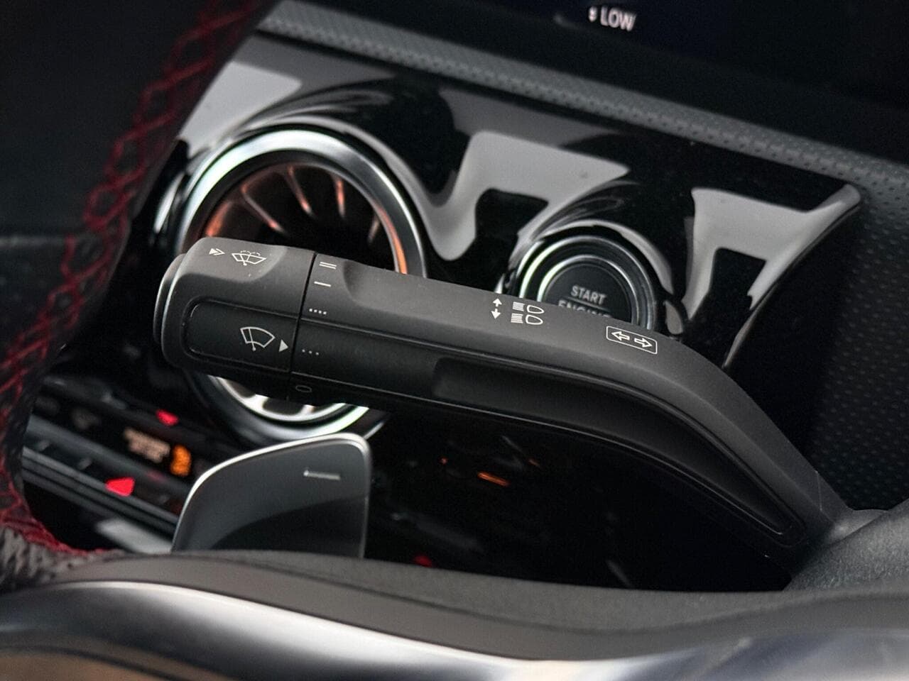 Mercedes-Benz CLA thumbnail Misc Controls