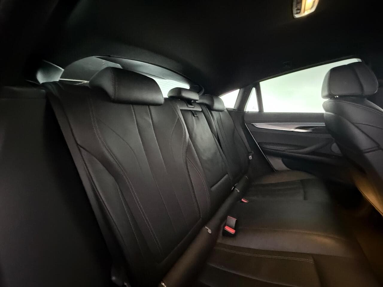 BMW X6 thumbnail Seats Rear