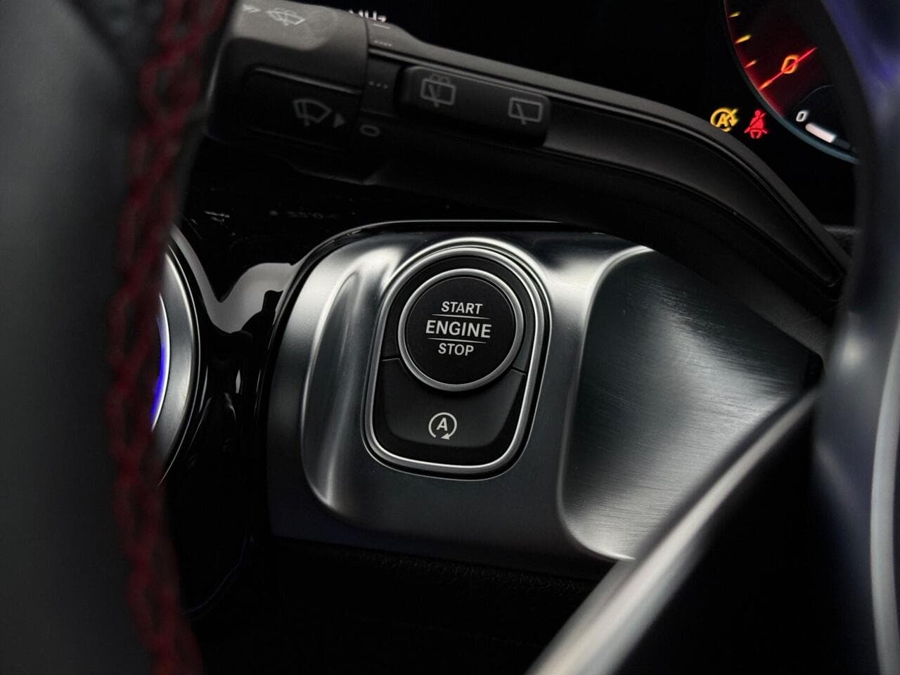 Mercedes-Benz GLB thumbnail Misc Controls
